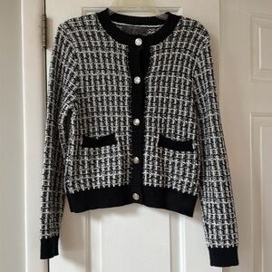 Primark button down black and white sweater, size small, never worn